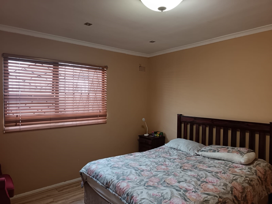 4 Bedroom Property for Sale in Athlone Western Cape